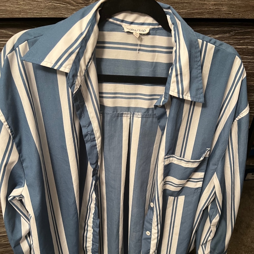 Women’s blouse